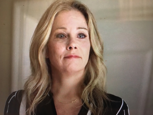 Netflix blurring older actresses...WTF?