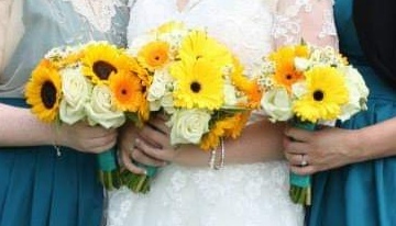 What flowers did you have at your wedding?