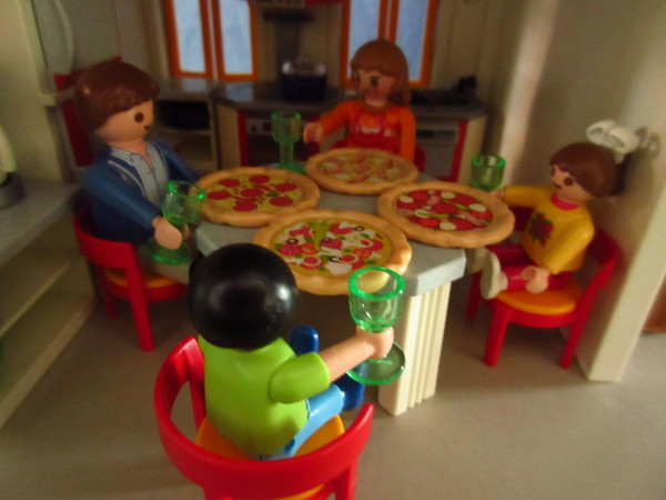 Playmobil pandemic in our house part 4