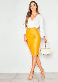 Royal Style - more tiaras please for 2021 (maybe no more crocs)