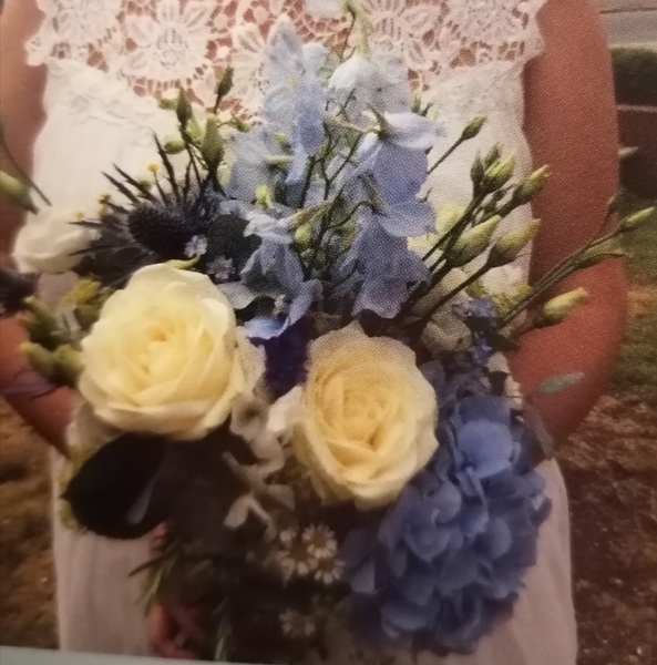 What flowers did you have at your wedding?