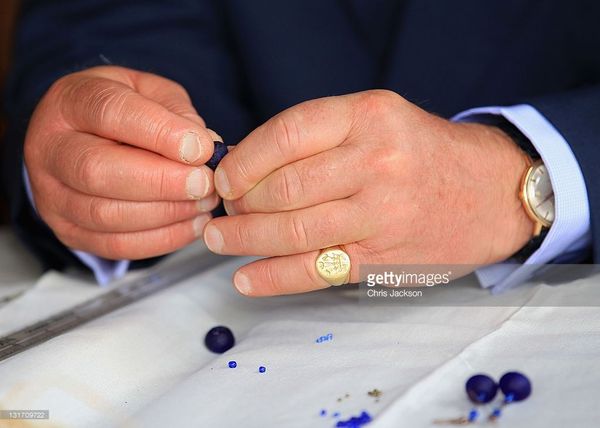 aibu to suggest signet ring (dh's family) is a bit ...