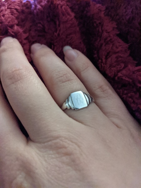 aibu to suggest signet ring (dh's family) is a bit ...
