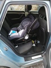 Car seats for twins - advice needed please!