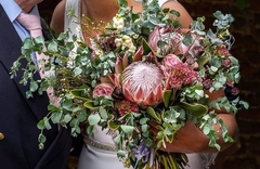 What flowers did you have at your wedding?