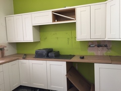 Kitchen layout - your thoughts please - image included