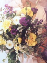 What flowers did you have at your wedding?
