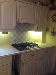 Do painted kitchen doors and tiles ever look good?