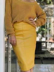 Royal Style - more tiaras please for 2021 (maybe no more crocs)