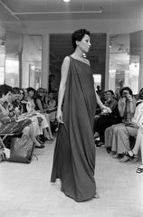 Les Parisiennes des Mamansnet: For the Love of Well Dressed Women in Repose