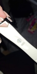 Positive & negative pregnancy test