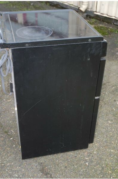 Need a freestanding oven that is less than 60cm in depth.