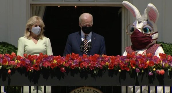 Biden's not a dog's dinner: Champ, Major (and Snowflake) know a President when they sniff one (Trump thread #126)