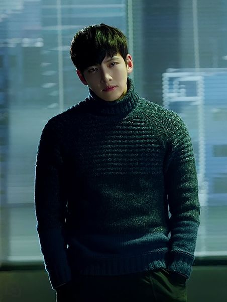 MsLattés Daebak Cybercafé (Kdrama addicts #22): As pandemic restrictions ease the Ajummas of Darkness and ARMY recruits are on spring manoeuvres, camping under the cherry blossom