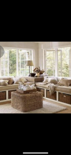 Corner seating area...please cretic this!