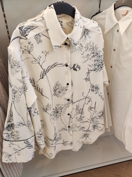 Les Parisiennes des Mamansnet: For the Love of Well Dressed Women in Repose