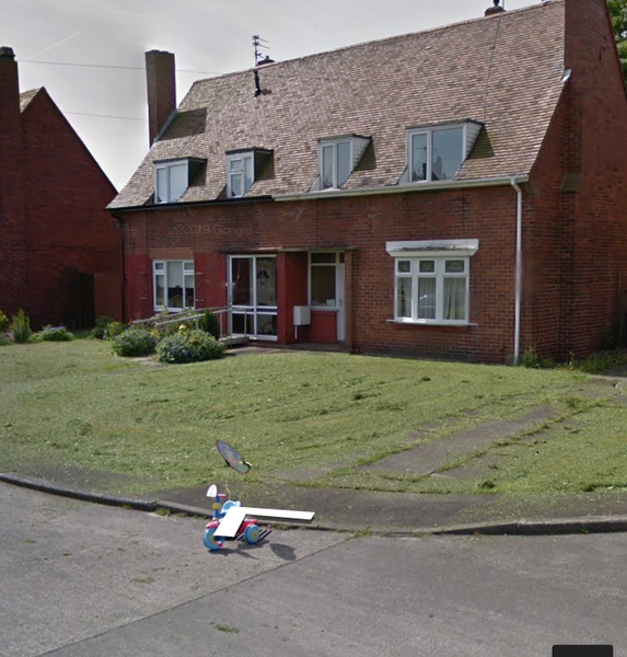 Leaving front garden as open lawn