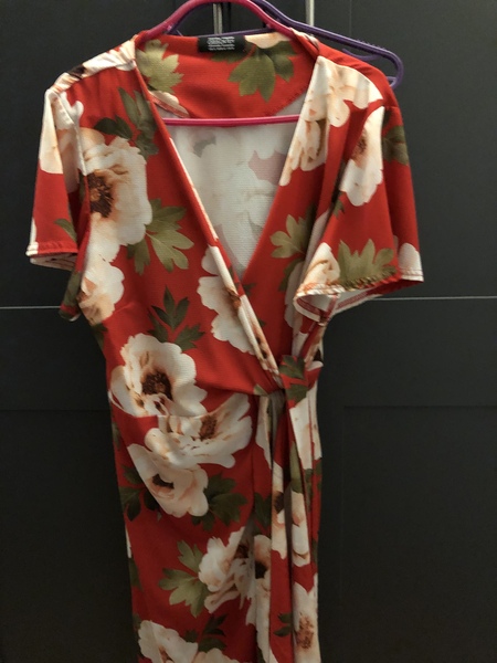Sort of a TaaT! If you wear wrap dresses where do you buy them from?