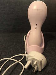 Clarisonic plus  bathroom charger?!