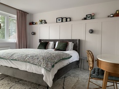 Decision fatigue...bedroom wallpaper edition!