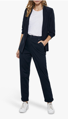 Creative professional outfits?