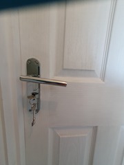 Door to integral garage