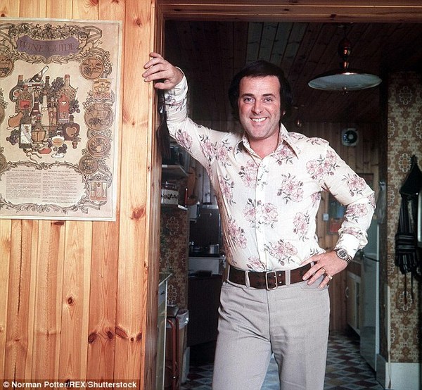 to ask for your top tips for looking half decent in a photo you're not taking yourself ?