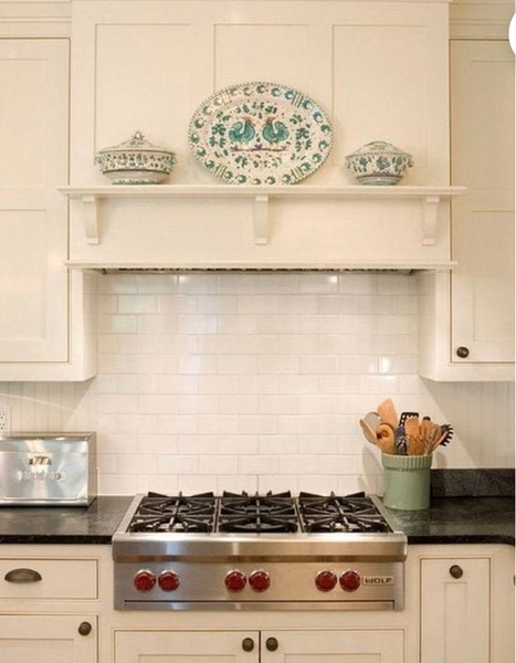 Gas hob + integrated extractor/decorating advice