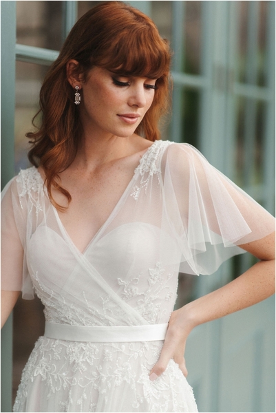 Aibu - wedding dress shopping. Busty experts desperately needed