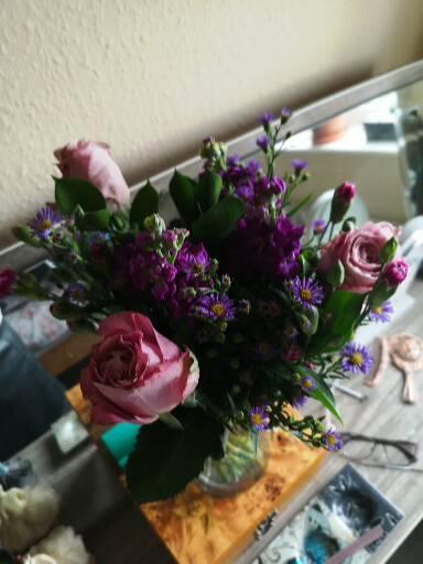 Dating Thread 203- Love is in the air!
