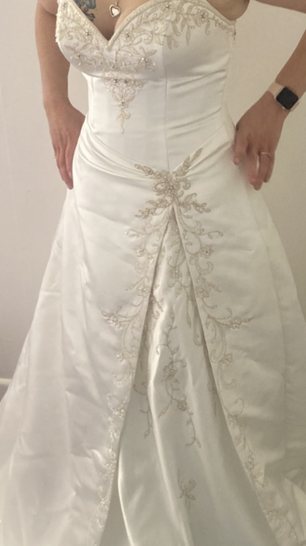 Would you wear a veil with this wedding dress? Pics included