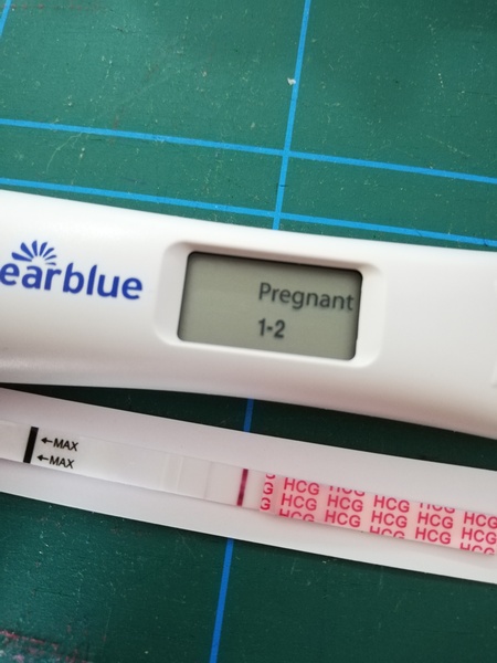 Line eyes 11dpo