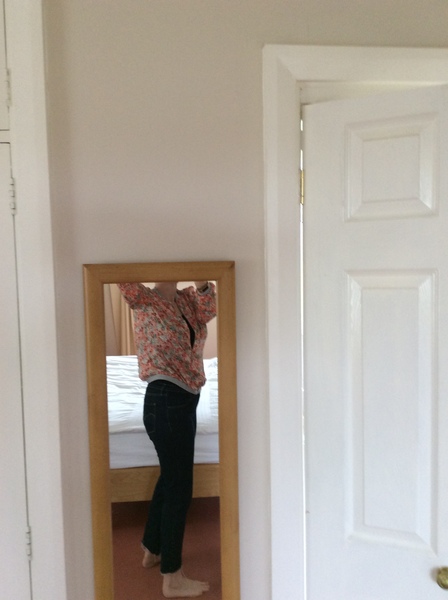 Fellow big breasted women, I need YOUR help! Let's find flattering Summer styles.