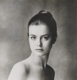 Who/What does a stunning woman look like to you?