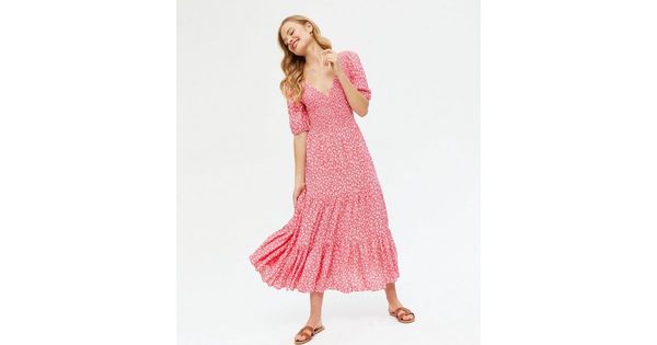Fellow big breasted women, I need YOUR help! Let's find flattering Summer styles.
