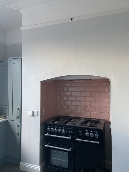 What colour grout for these tiles?