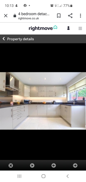 Please share pictures of your grey kitchens to help me decide...