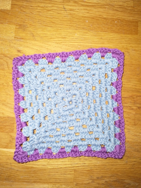 Woolly Hugs. Blankets for wonderful BOF's family, lovely Mumsnetters we need your help.