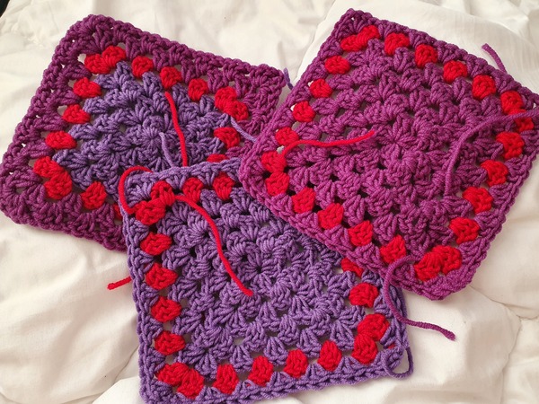 Woolly Hugs. Blankets for wonderful BOF's family, lovely Mumsnetters we need your help.