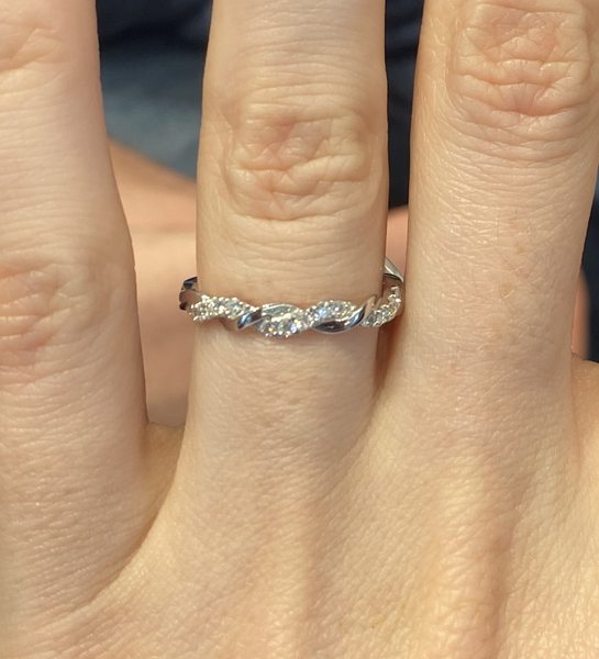 Show me your wedding ring