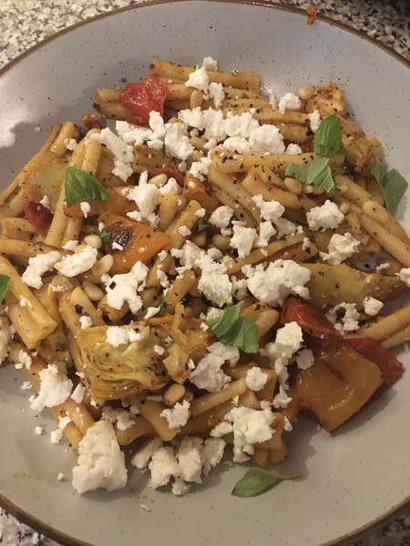 Give me a good and easy pasta recipe please