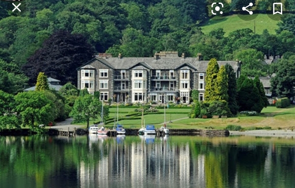 What is THE most beautiful hotel you have stayed in in the UK?