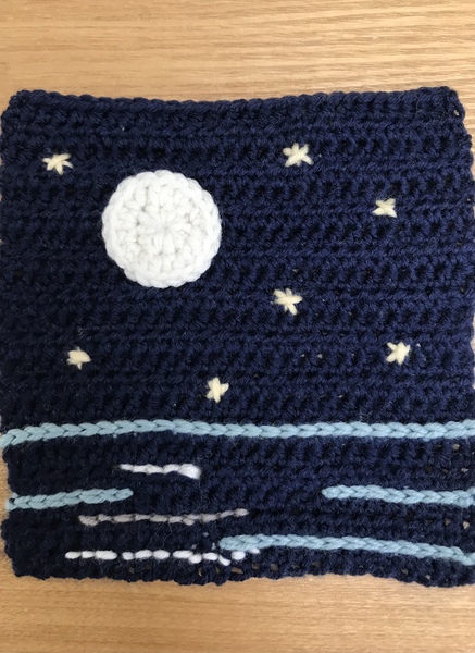 Woolly Hugs. A Blanket for the very lovely Etotheipiplus1equals0 and her children. Crafters and donors, we need your help.