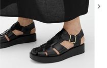 Les Parisiennes des Mamansnet: For the Love of Well Dressed Women in Repose