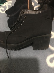 Could anyone help me choose footwear for first riding lesson?