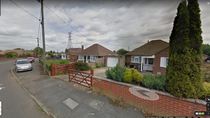 Property near pylons. Do I need to withdraw my offer now?