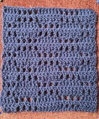 Woolly Hugs. A Blanket for the very lovely Etotheipiplus1equals0 and her children. Crafters and donors, we need your help.