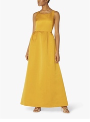 What to wear to black tie?