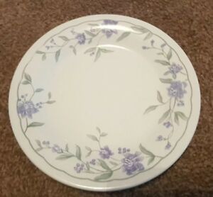 I didn’t know boots used to sell crockery. Does anyone recognise this?