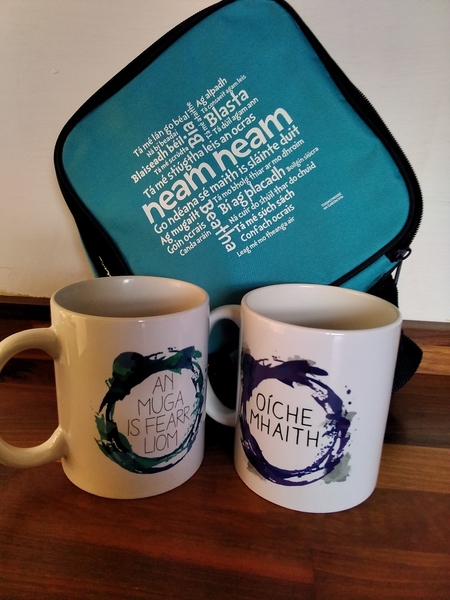 Using/ learning Irish and teaching it to kids outside of Ireland